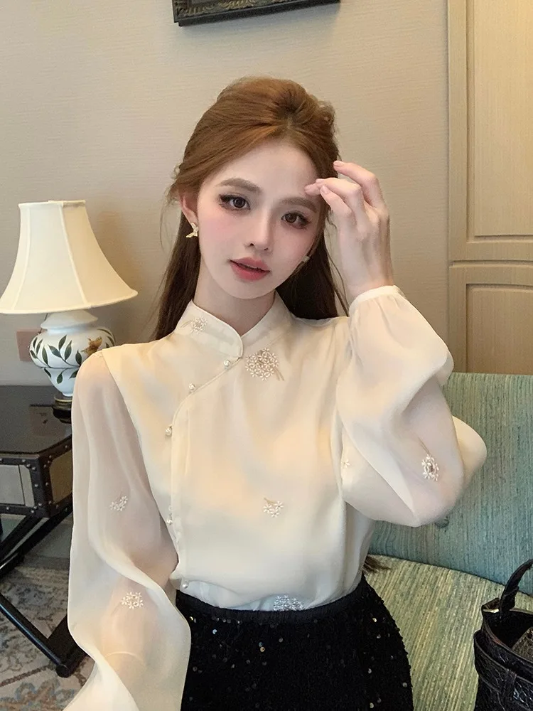 

Autumn New Style National Style Improved Version Embroidered Asymmetrical Hem Chiffon Shirt New Chinese Style Stand Collar Sl...