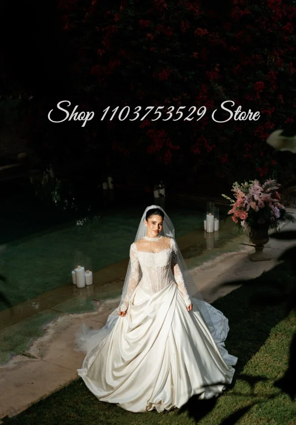 White Long-Sleeve Beaded Lace Wedding Dress Dreamy Lawn Wedding Elegant Bridal Gown Customized Engagement Dress Beautiful Dress