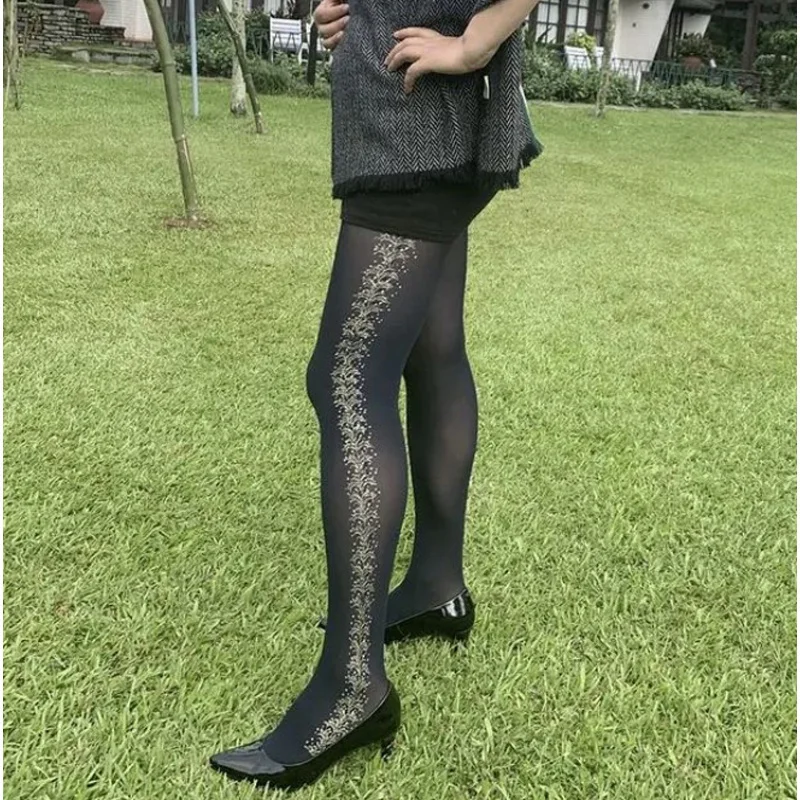 Sexy Gold-trimmed Jacquard Tights Woman Multiple Colors Medias Socks Hot Beautiful Legs Internet Pantyhose Retro Thin Stockings.