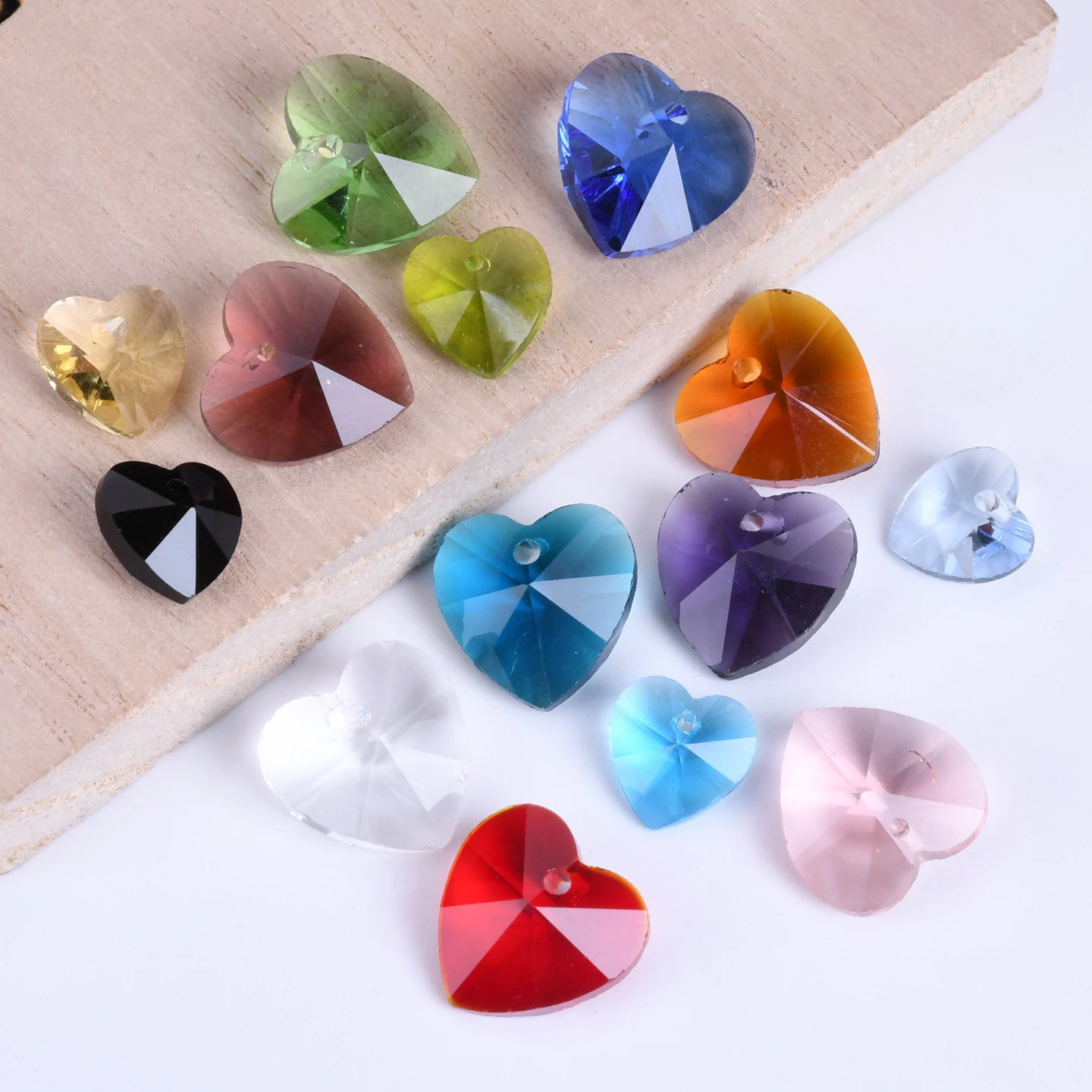Herzform Facettierte Kristallglasplatte Gebohrt Lose Anhänger Perlen 10 Stück 10mm 14mm Für Schmuckherstellung DIY Bastelzubehör – Detail 2