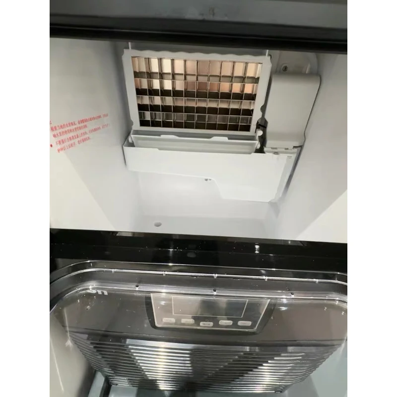 

Надежный коммерческий льдогенератор для кубикового льда производительностью 20 кг, 30 кг, 40 кг, 50 кг/день, идеально подходит для баров, ресторанов и кафе