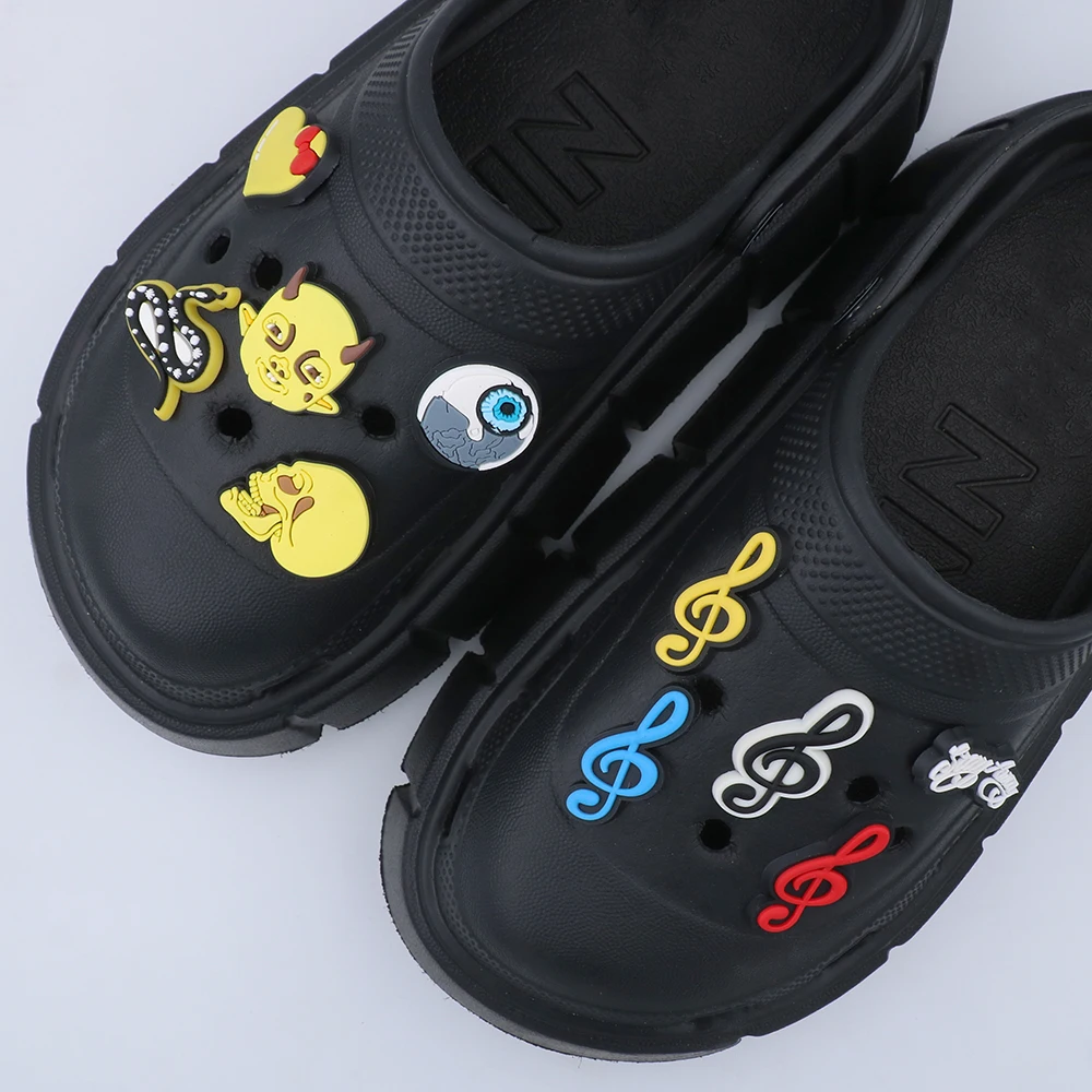 1 Pc Cute Shoe Accessories Charms 4-color Note Snake Cartoon Shoe Decoration Buckles Eyeball Skull Childn Halloween Holiday Gift