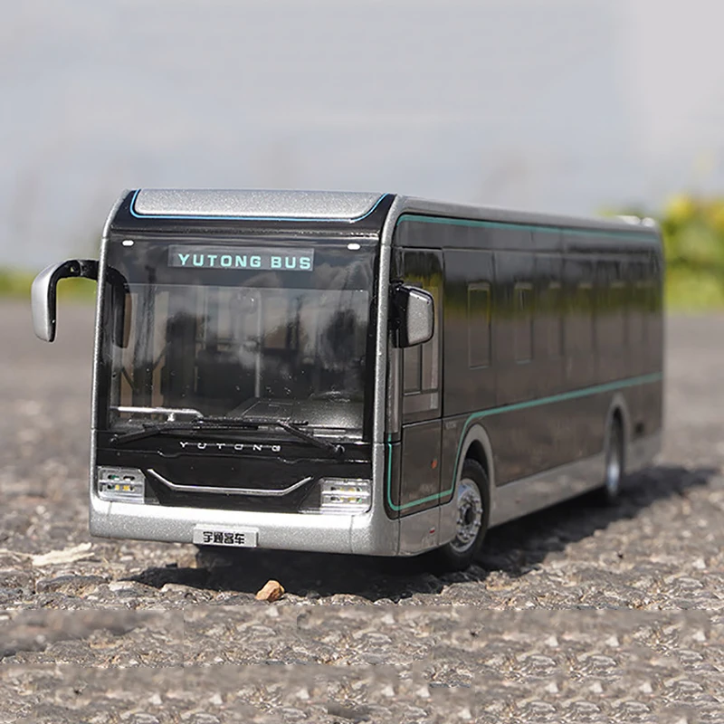 1:43 Black Yutong U12 Electric Bus Model Metal Diecast