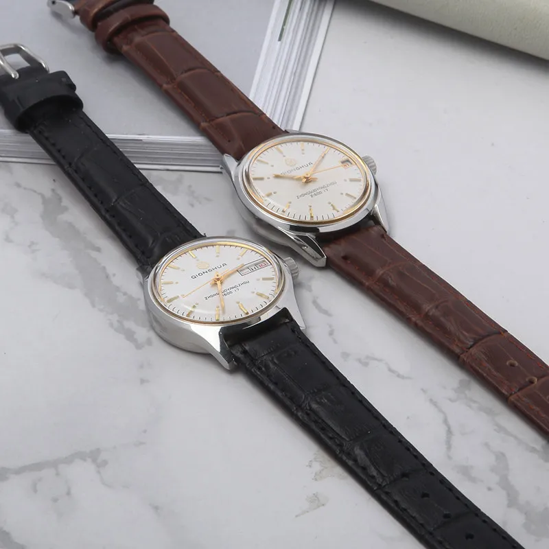 

Old Qionghua Brand Round Stainless Steel Simple Leather Strap Manual Mechanical Watch