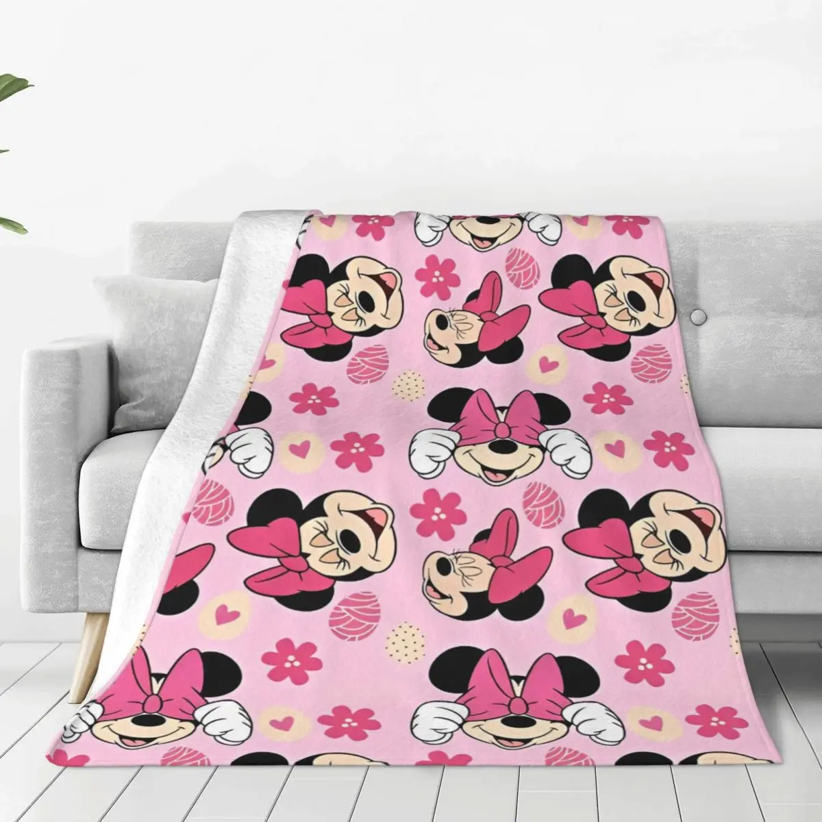 Animated Movie Mickey, Minnie Mouse Love Blanket Quality Soft Throw Blanket Winter Airplane Travel Outdoor Novelty Bedspread