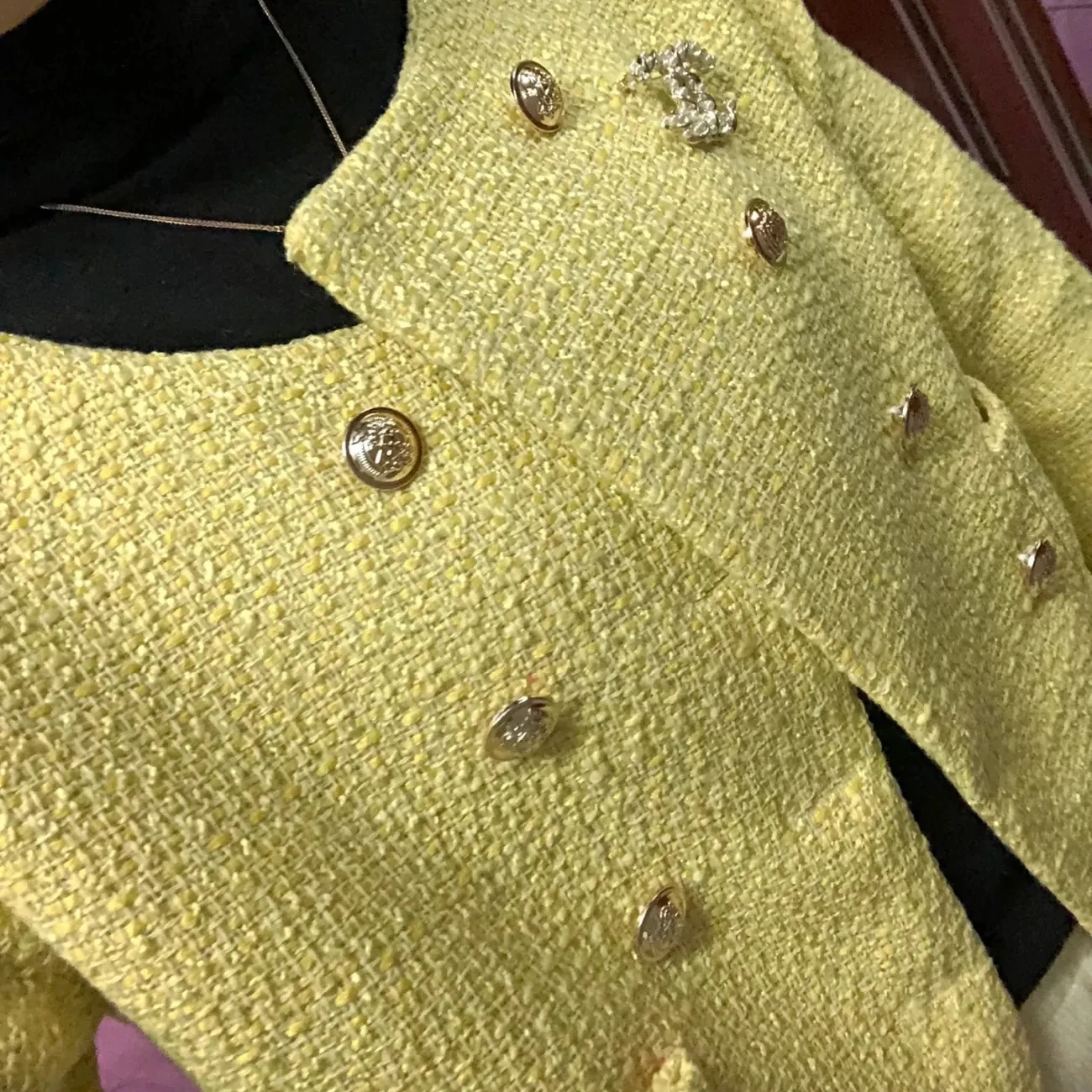 Jaket Crop Tweed Berkancing Dua Baris Elegan Mantel Berkualitas Tinggi Lengan Panjang Kuning Antik Wanita Atasan Pakaian Luar Pendek Chic Korea