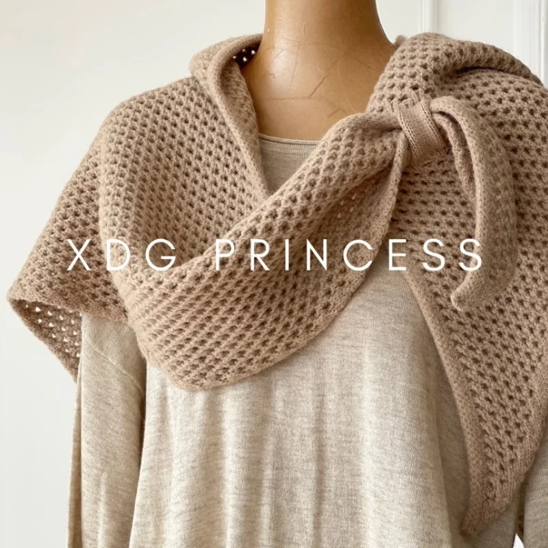 

Многослойный артефакт, осенне-зимний шерстяной ажурный треугольный шаль, женский ленивый перфорированный крестовый внешний шарф