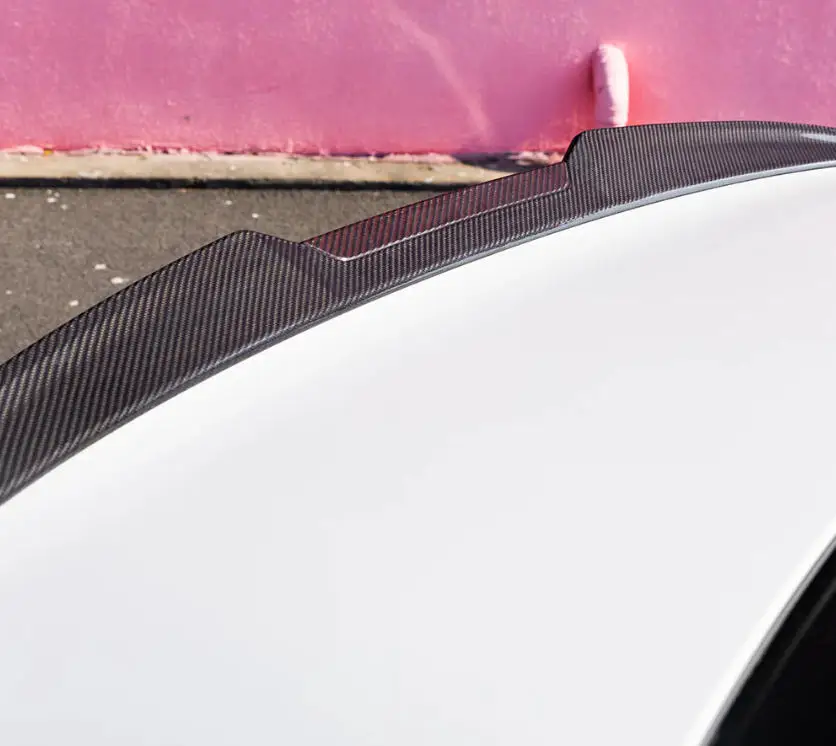 

Hot Selling OEM Style Dry Carbon Rear Trunk Tail Wing Ducktail Spoiler for M5 G90 G99