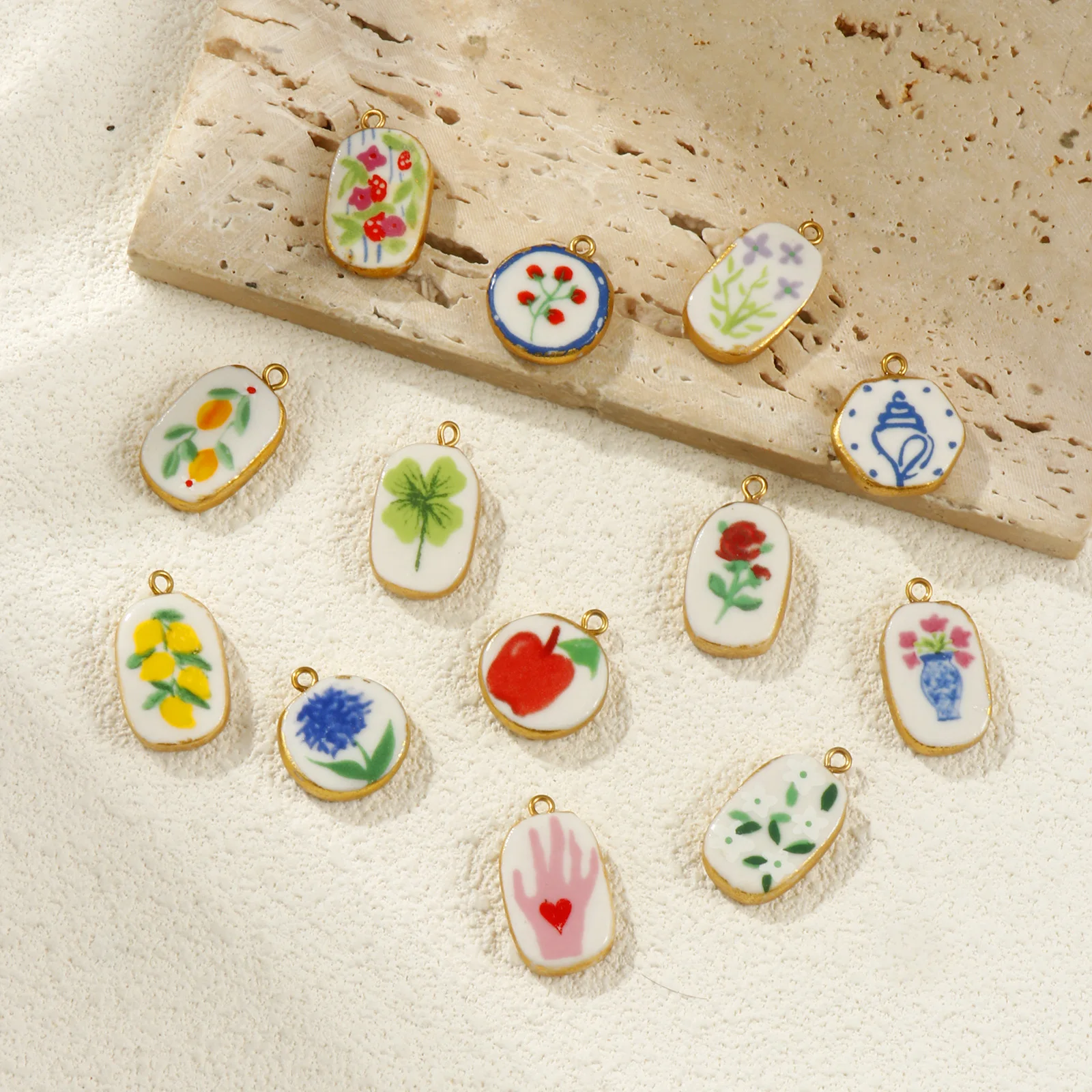 2 قطعة سحر زهرة السيراميك الملونة 18K مطلية بالذهب 304 الفولاذ المقاوم للصدأ غير النظامية هندسية قلادة لصنع قلادة المجوهرات