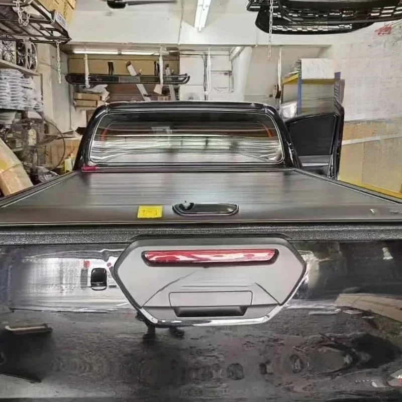 High Quality Hard Soft Retractable Roll Up Roller Lid Tonneau Cover