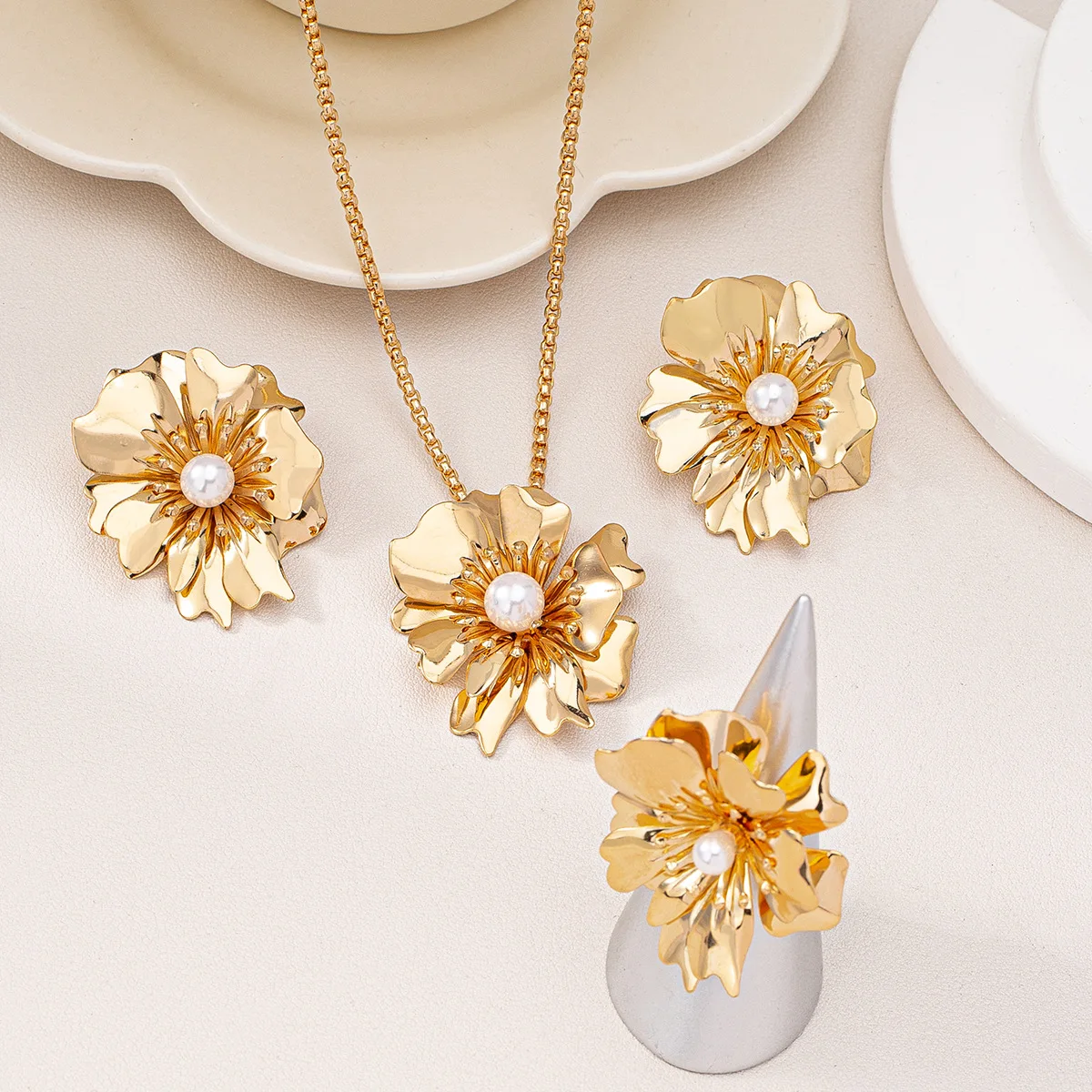 Flower Jewelry Set Gold Color Metal Pearl Petal Pendant  Necklace Earring Ring for Women Party Wholesale Accessories