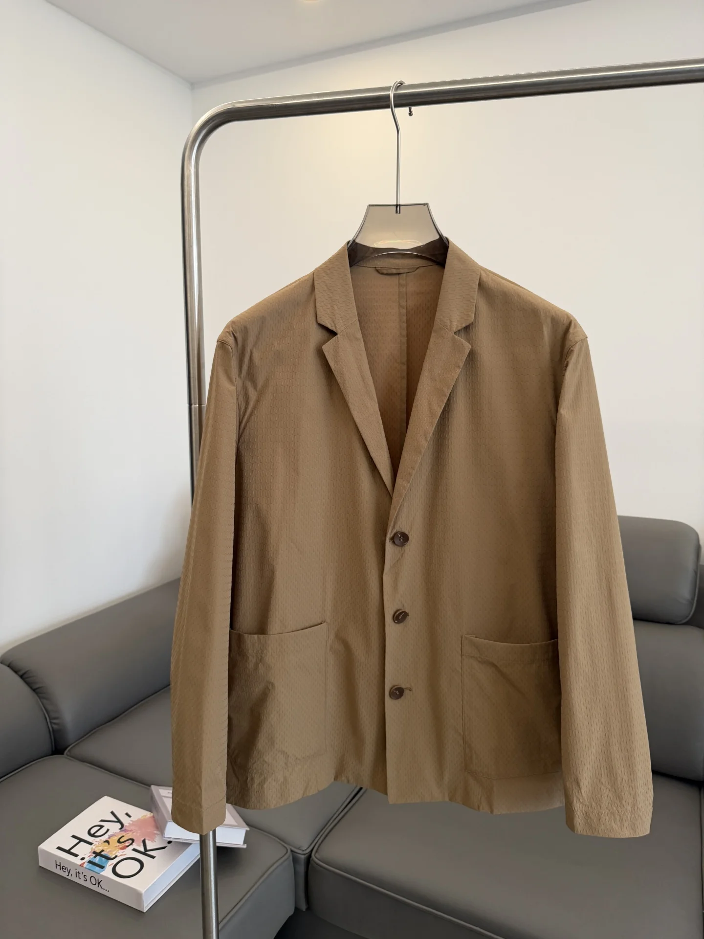 

Удобный дышащий мужской повседневный деловой легкий универсальный костюм-пиджак для весны и осени, модный городской стиль, с длинным рукавом