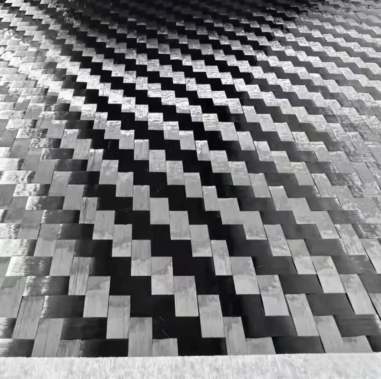 12K 200gsm Real Carbon Fiber Fabric with Diagonal W-Pattern Widening Fabric, 40 Inches/100 cm X 50 cm, Used Car Modification