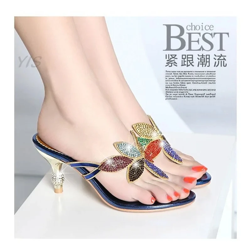 New Summer Women Elegant Rhinestones Crystal Slippers Glitter Flat Soft Bling Flip Flops Outdoor Slides Hot Beach Shoes