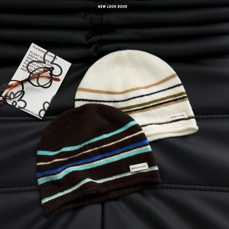 Neue Retro-Kontraststreifen-Strickmütze für Männer und Frauen im Herbst und Winter, warme und vielseitige Skull-Beanie-Mütze. – Detail 1