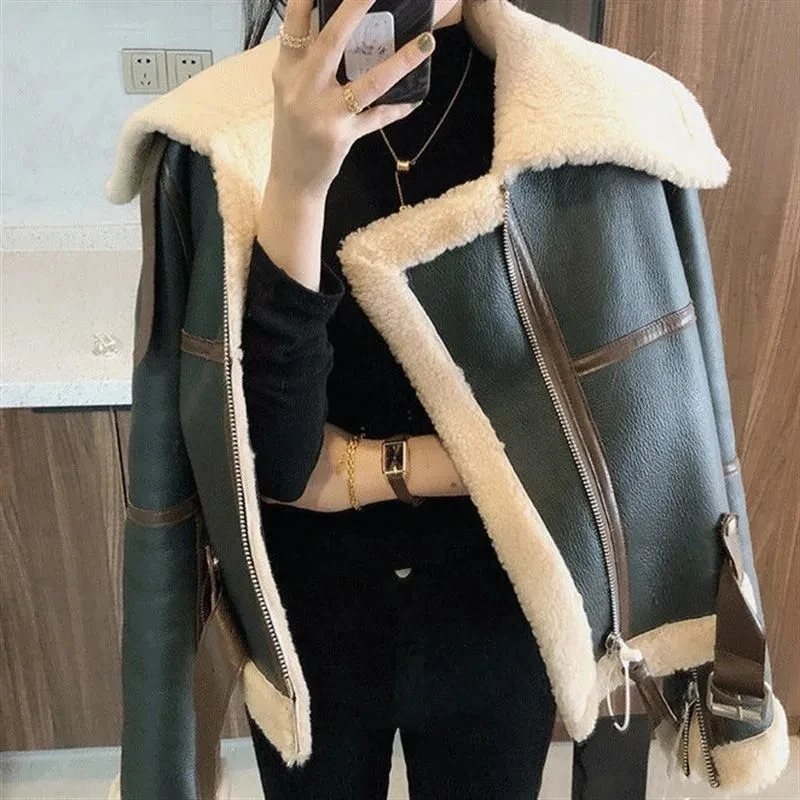 Winter Clothes Women Green Patchwork Big lapel Women's Biker Jacket Thickened Short Section long sleeve Fur Shearling Jacket