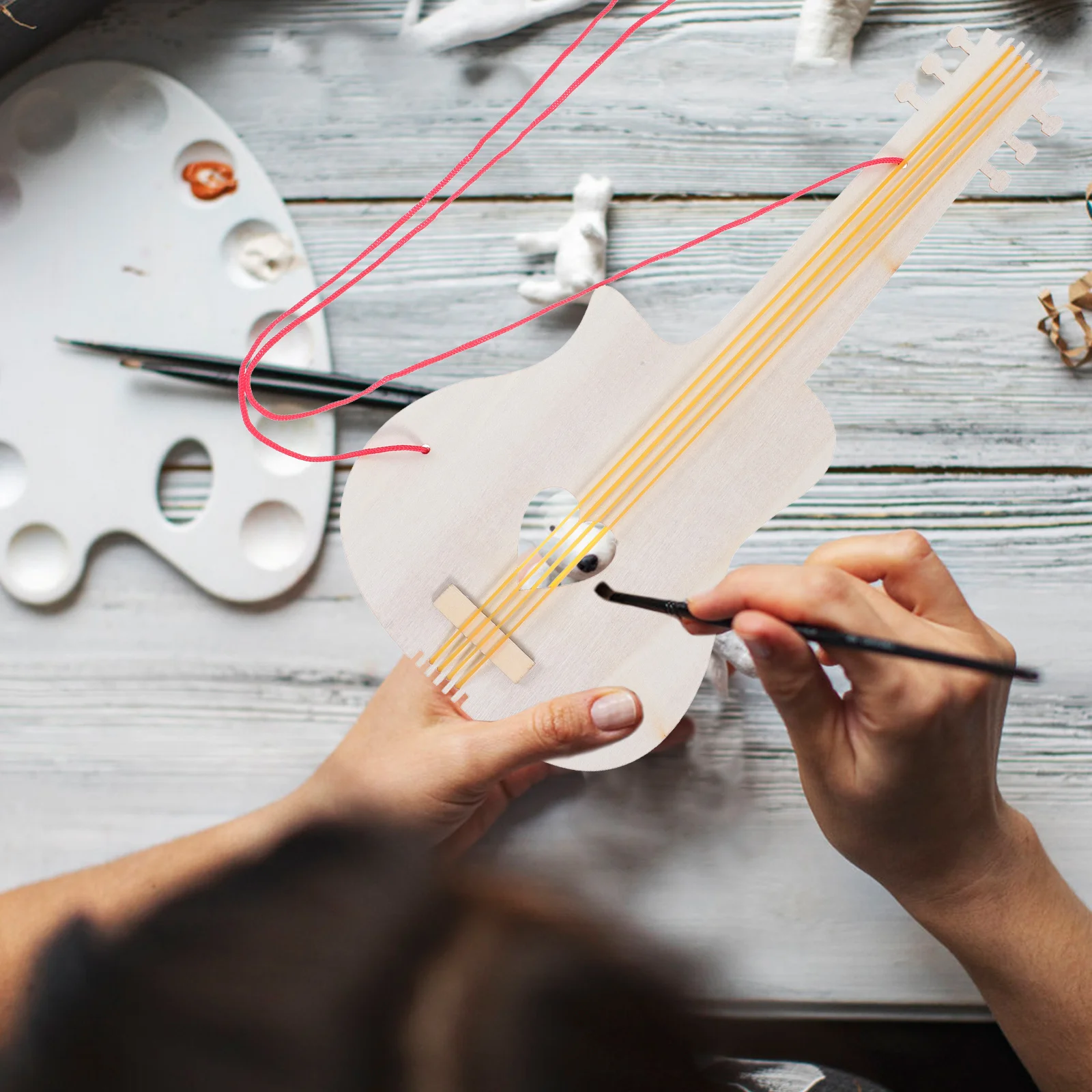 2 Stuks Kids DIY Houten Gitaar Craft Kit Natuurlijke Ongeverfd Muziekinstrument voor Kunst Decoratie Verbeelding Ontwikkeling