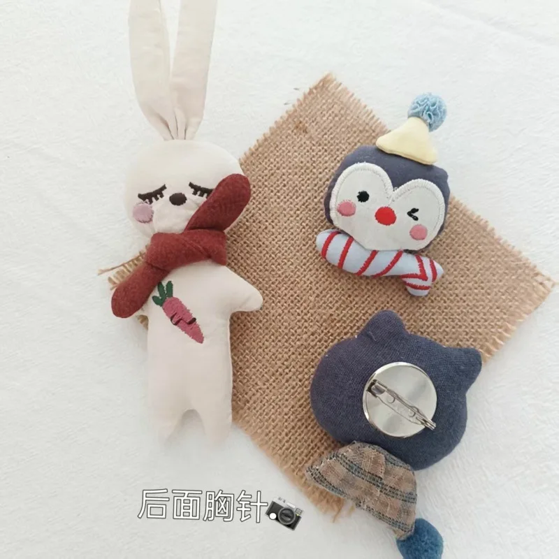 Korean Style Plush Animal Brooch for Kids Cute Cartoon Penguin Bear Rabbit Fabric Pin Children Clothing Backpack Accessory - view 4