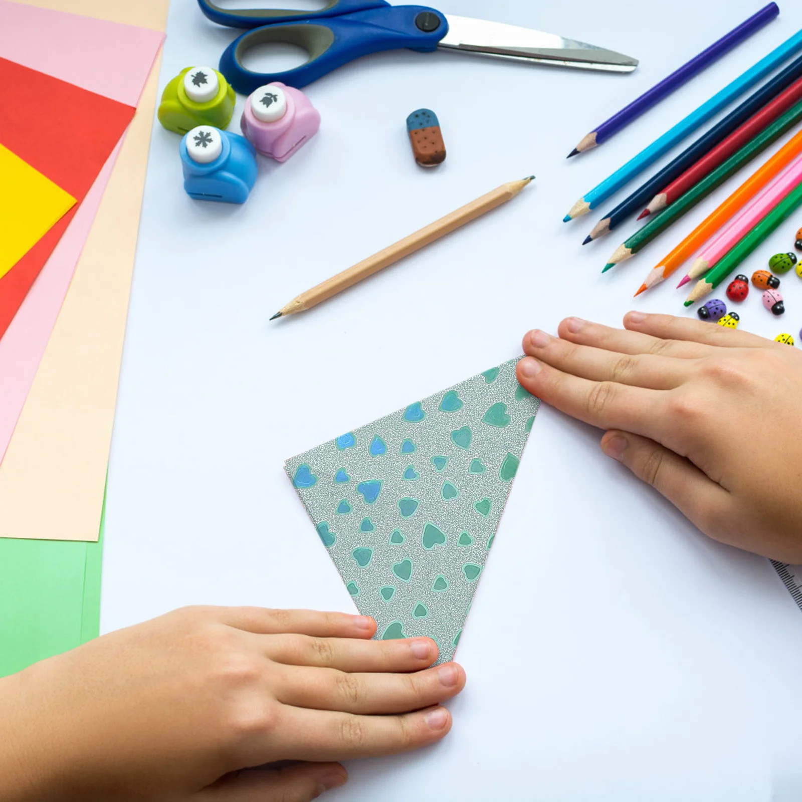 28 قطعة مربعات ورق اوريغامي ملونة لامعة قزحي الألوان قابلة للطي للأطفال الحرف اليدوية DIY بها بنفسك مشاريع البطاقات البريق الحرفية