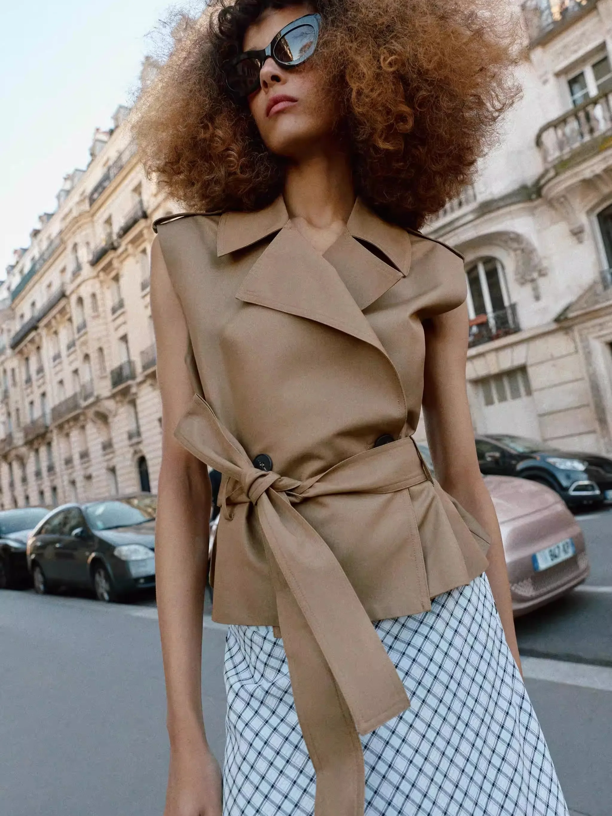 

Spring New Arrival Women's Sleeveless Vest with Belt Double Lapel Strap Buckle Ch�an Style Fashionable Ethnic Women's Wear