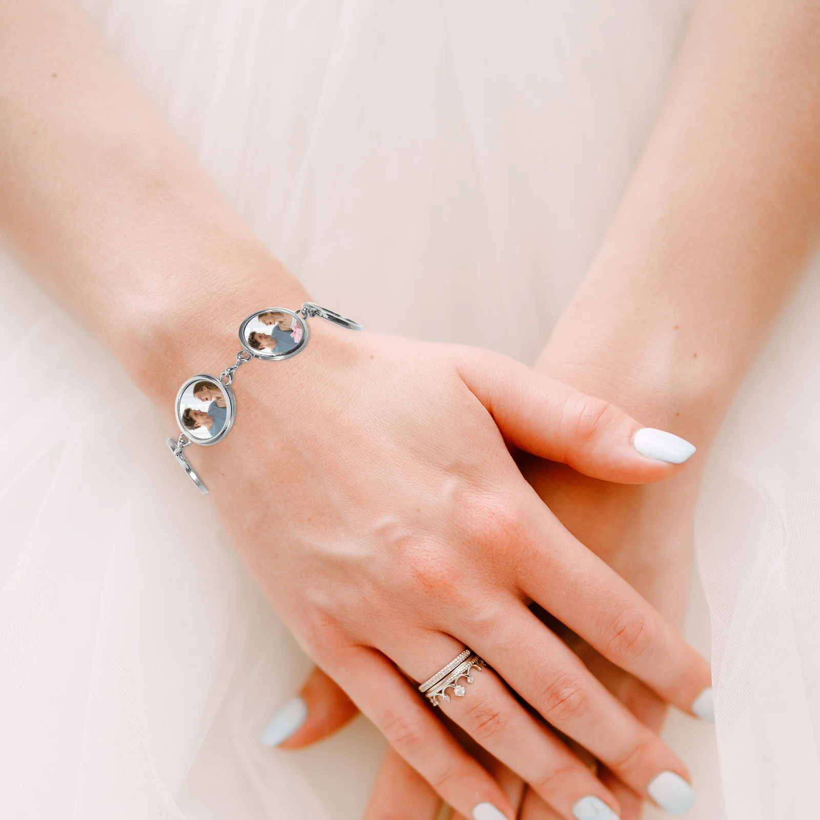 

4pcs Blank Bracelets Sublimation Diy Craft Round Bezel Settings Heat Transfer Jewelry For Graduation Birthday Wrist Chain