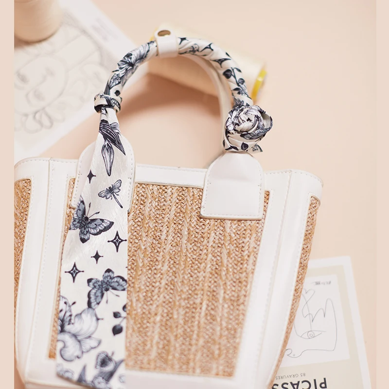 

Floral Art Long Silk Scarf French Retro Romantic Collar Scarf Bag Handle Belt Brithday Gifts