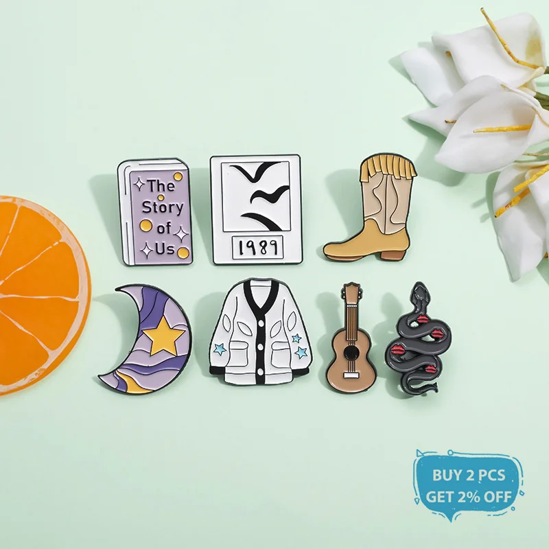 Music Style Enamel Pins 1989 Female Singer Guitar Pop Song Sweater Jacket Brooches Lapel Badge Fans Jewelry Gift for Friends