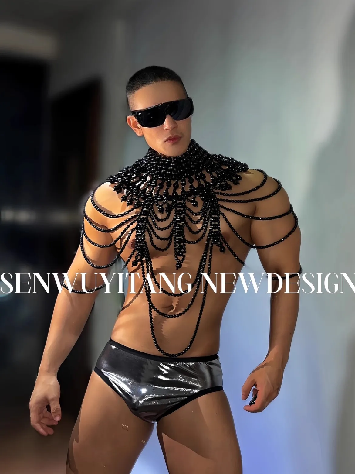 Conjunto de Top y pantalón corto con perlas para hombre y mujer, traje Sexy de estilo palaciego para espectáculo de Bar y Gogo, ropa de escenario para DJ, novedad