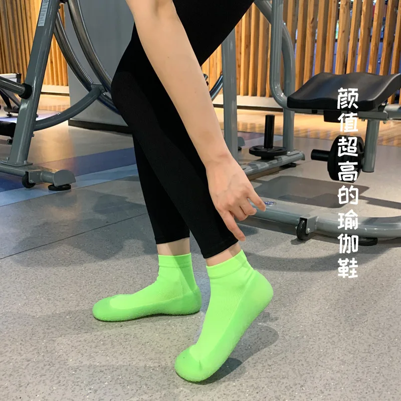 Women Casual Sneakers Yoga Jump Parent-Child Beach Shoes Breathable Anti-Slip Silent Sock Shoes Adult Indoor Soft Fitness Shoes