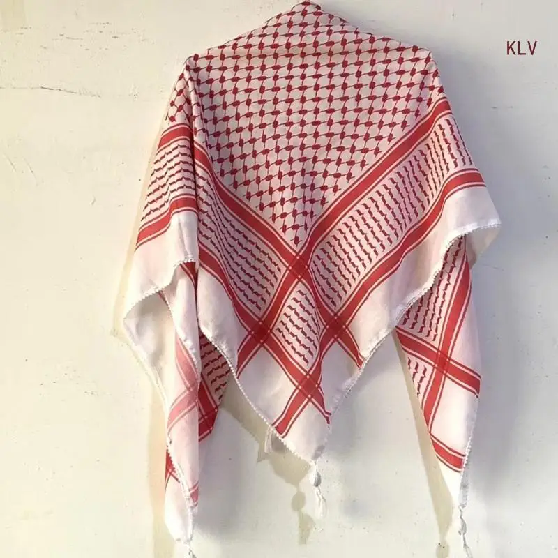 

Versatile Checkered Scarf for Stylish People Breathable and Comfortable Easy to Carry Suitable for Women Men Travel Use