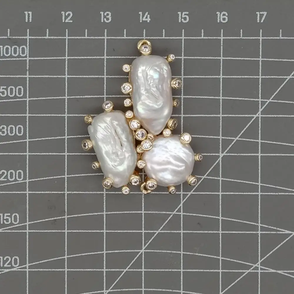 Wholesale 5 PCS Cultured White Biwa Coin Pearl Cz Double Ring Connector For Jewelry Making