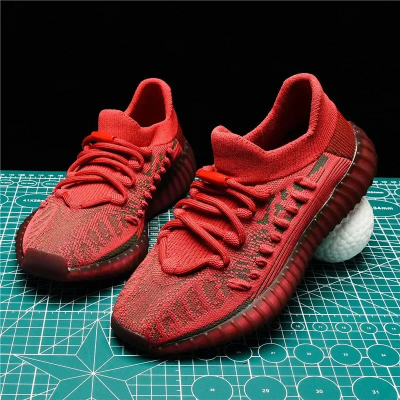 أحذية رجالية قابلة للتنفس 2026 أحذية جري ورياضية مبطنة موضة صيف جديدة