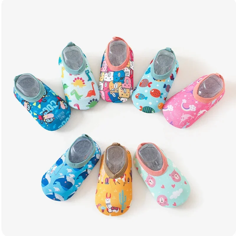 Kinder schwimmen Surf Sport Turnschuhe Sommer dünne Anti-Rutsch-Aqua schwimmen Boden Socken Baby Kinder Cartoon Pool Strand Wassers chuhe