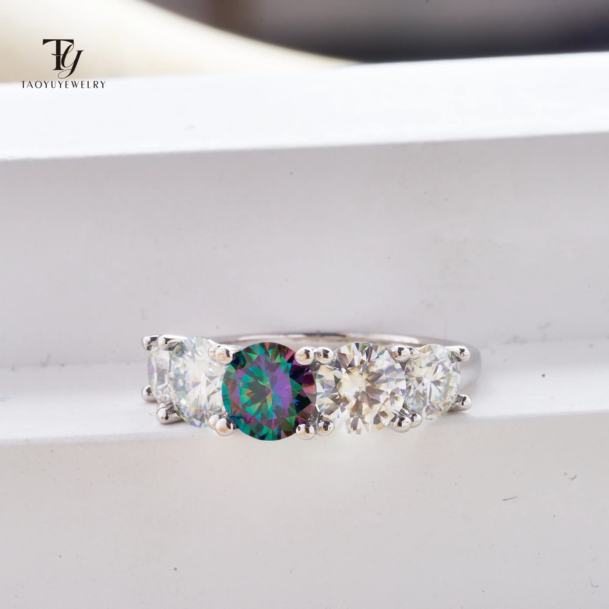 

Женское ювелирное изделие из серебра 100% пробы, 925 карат