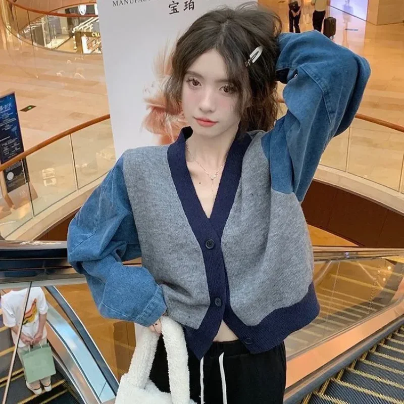 

New Denim Splicing Jacket Women's Sweater Women's Contrast Color V-neck Fashion