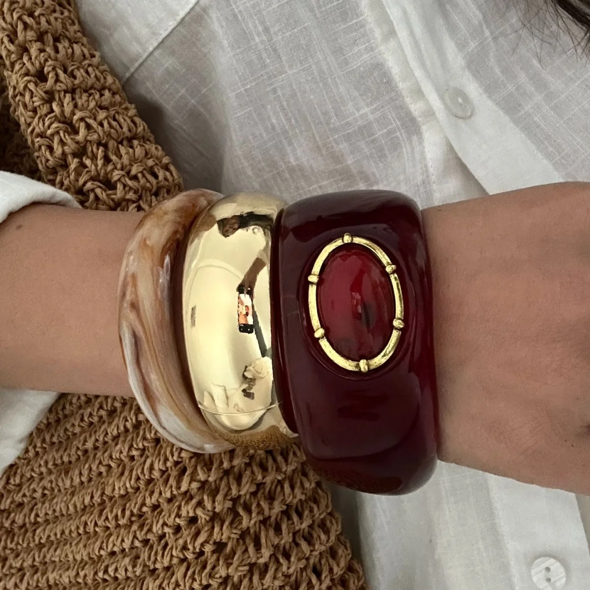 KMVEXO Vintage Irregular Resin Wide Bangle Inlaid Imitation Redstone Bracelets Women Punk Geometric Wide Metal Bracelet Jewelry