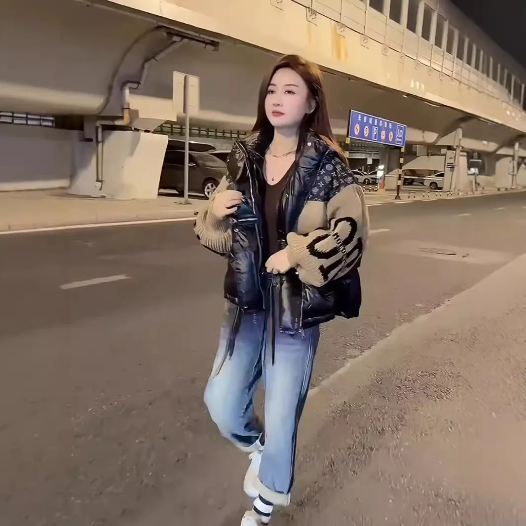 Contrasting color splicing knitted sleeves foreign style down jacket women's winter clothing new European design jacket