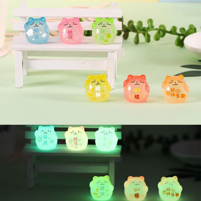 Cute Luminous Fortune Cat Car Ornaments Creative Car Interior Toys Decorations Mini Fortune Cat Decor Ornament Accessories