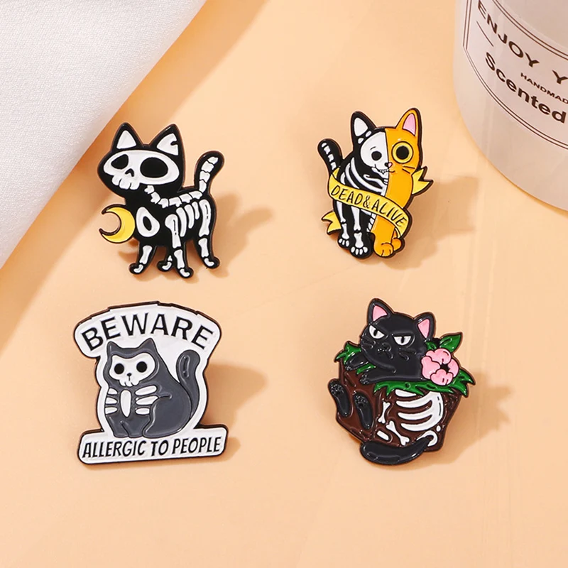 Potted Death or Alive Skeleton Cartoon Cat Animal Badge Punk Lapel Brooch Jewelry Accessories Scary Skeleton Cat Metal Pin Moon