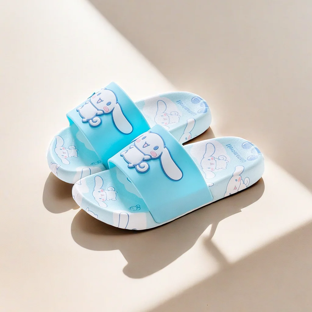 

Подлинные детские тапочки Sanrio, милые Нескользящие тапочки для девочек с мягкой подошвой и мультяшным рисунком, для родителей и детей