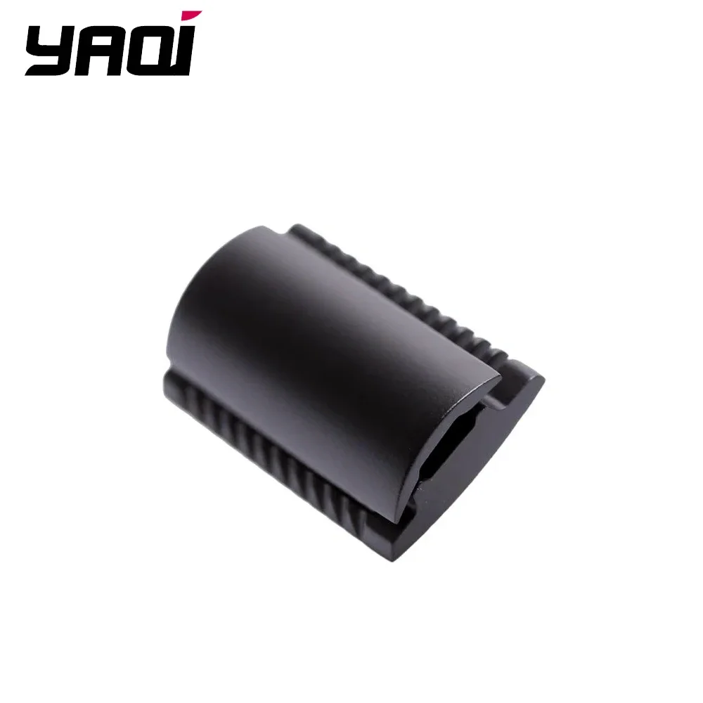 

"The FLIPSIDE by Yaqi" A Dual Comb Dual Aggression Level Mens Double Edge Razor Head In Black