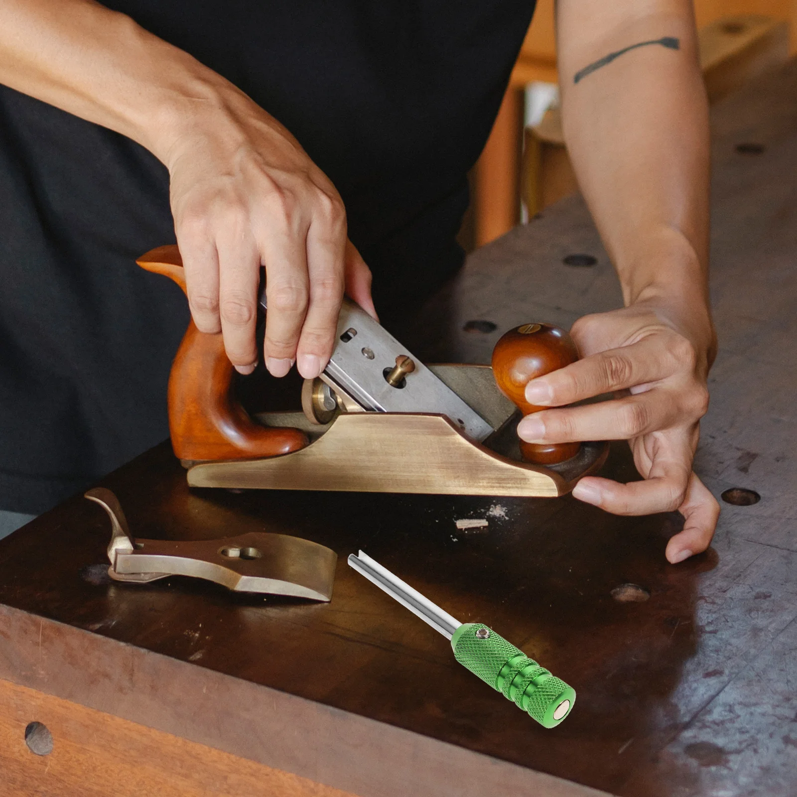 Groene tattoo-regelaar met ankerbalkuitlijningsfunctie voor reparatie en onderhoud van machineframes Body Art DIY Tools