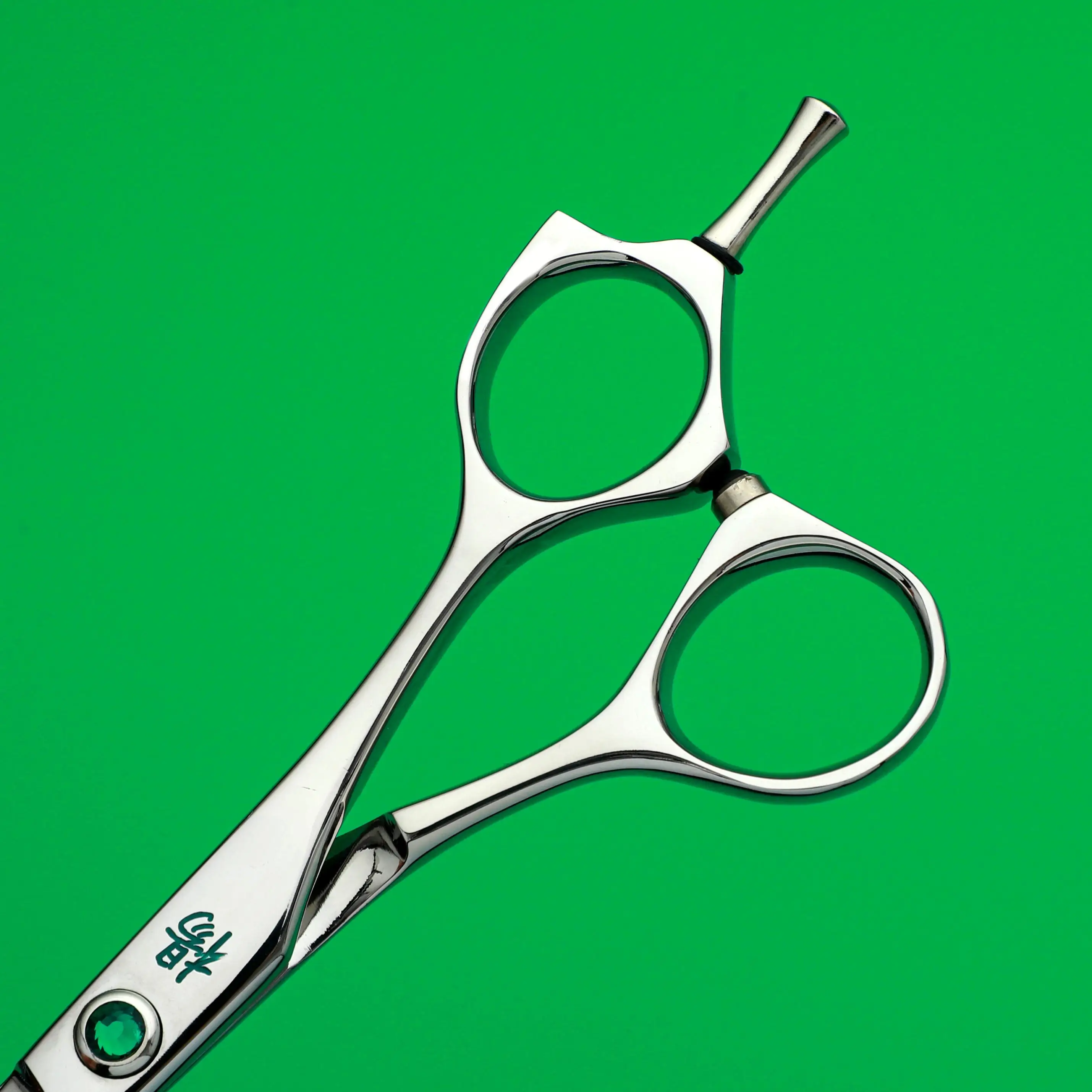 Taiwan Yang Professional barber scissors，5.5 to 7.0 inch straight structure，Japan 440C steel，Salon High-end hair cutting tools