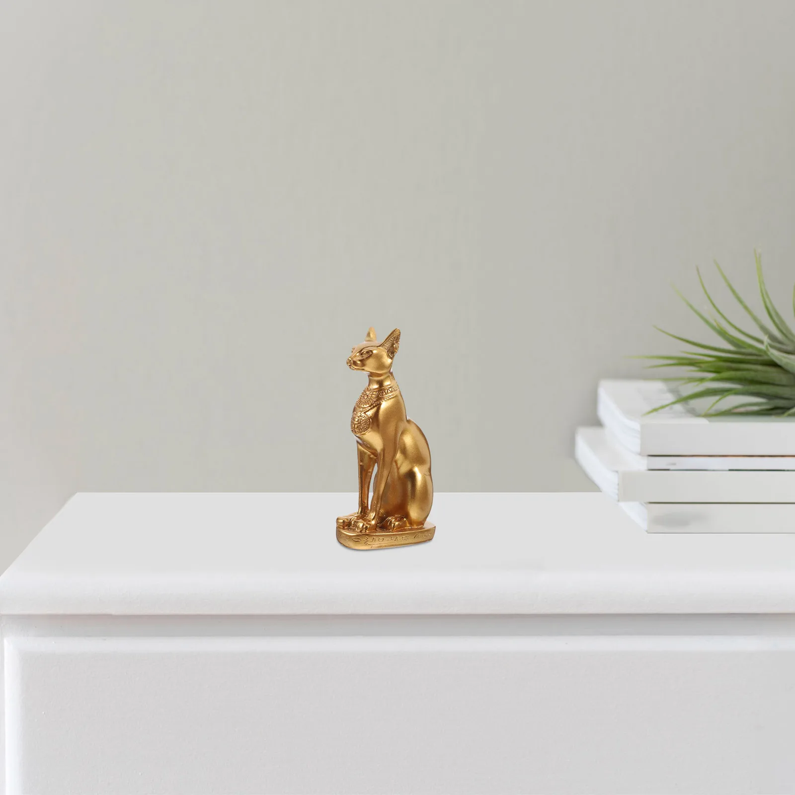 

Egyptian Cat God Ornament Resin Craft for Home Decor Desktop Sand Table Adornment Stylish Creative Design Noble Elegant Unique