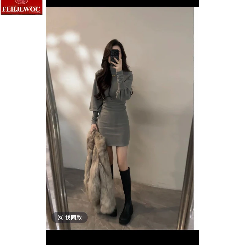 Małe czarne sukienki francuski design damskie 2026 wiosna Nowy Rok urocze dziewczęce sukienki z długim rękawem, dopasowane w talii, gładkie sukienki typu T-shirt z golfem