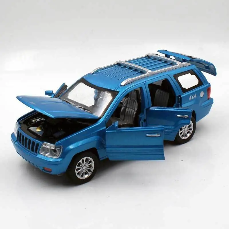 1:32 Grand Cherokee SUV Alloy Car Model Diecast Metal Toy Off-road Vehicles Car Model Simulation Sound and Light Childrens Gifts