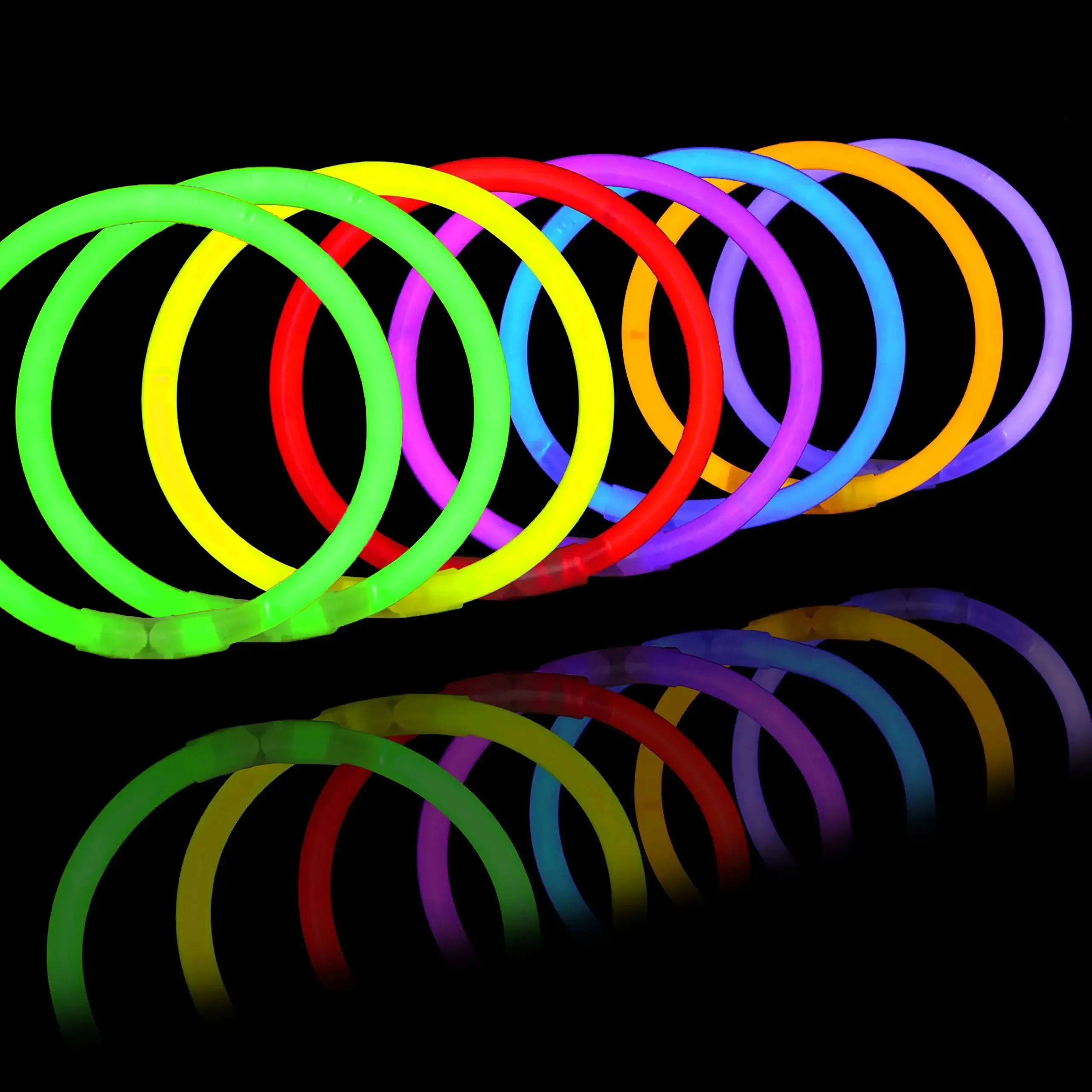 Светящиеся неоновые палочки для Хэллоуина, 60s 70s 80s 90s, 30 шт. Светящиеся неоновые палочки для Хэллоуина, 60s 70s 80s 90s, 30 шт.