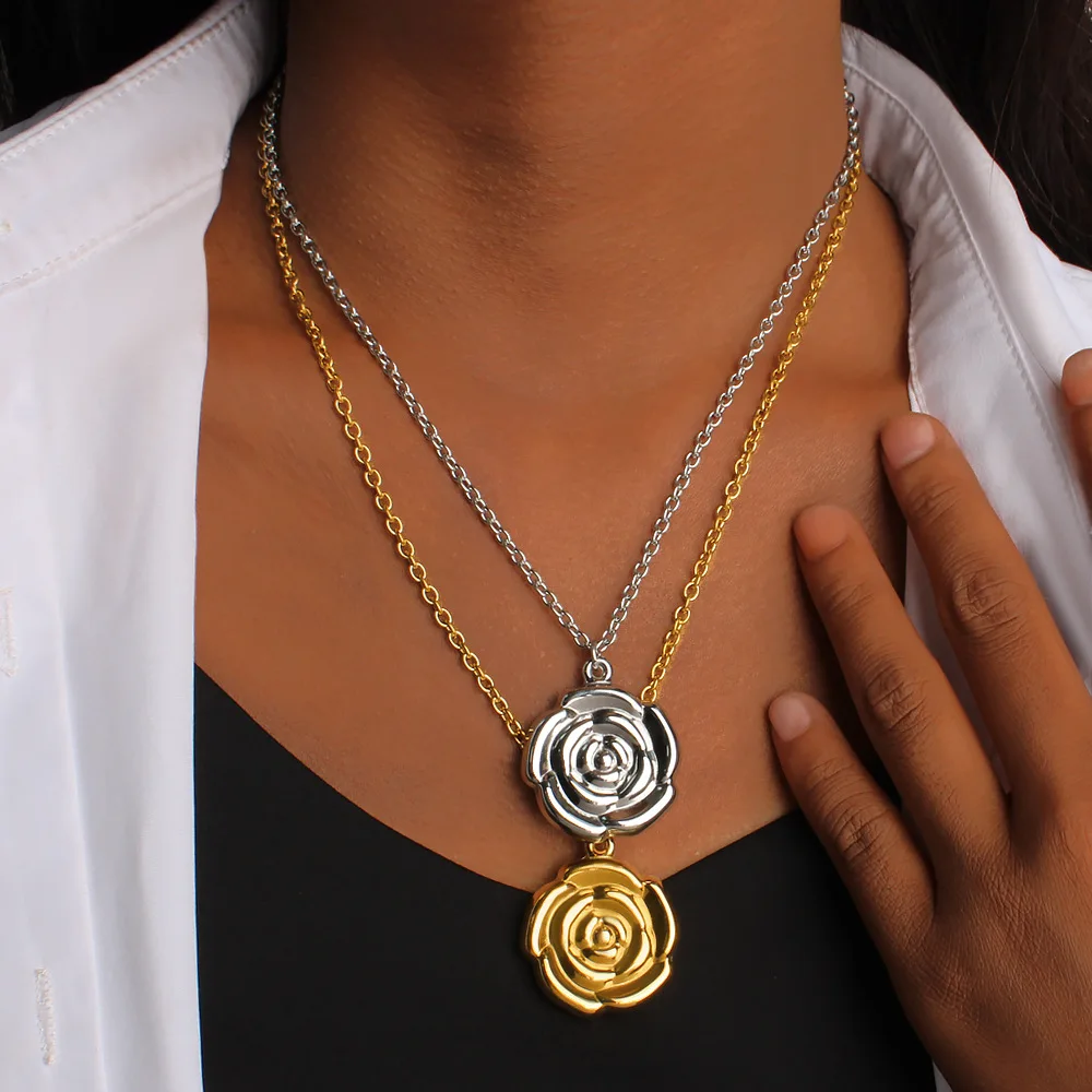 DIY accessories Guangdong jewelry simple irregular flower pendant necklace fashion trend titanium steel plated 8K gold exaggerat