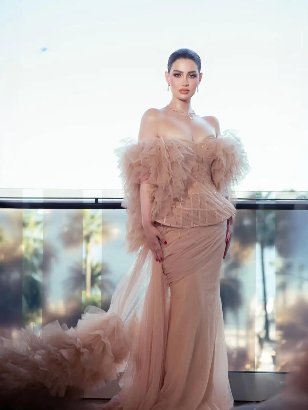 customized Arabic Evening Dresses Strapless Blush Pink Formal Women Prom Dresses Strapless Dubai Women Wedding Party Gowns