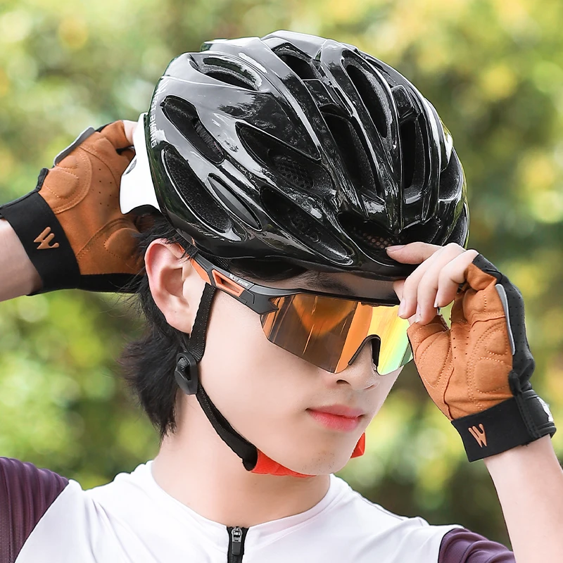 WEST BIKING Bicycle Lightweight Helmet Road Bike Racing Helmet Integrated Triathlon Skateboard BMX Cycling Safety Equipment